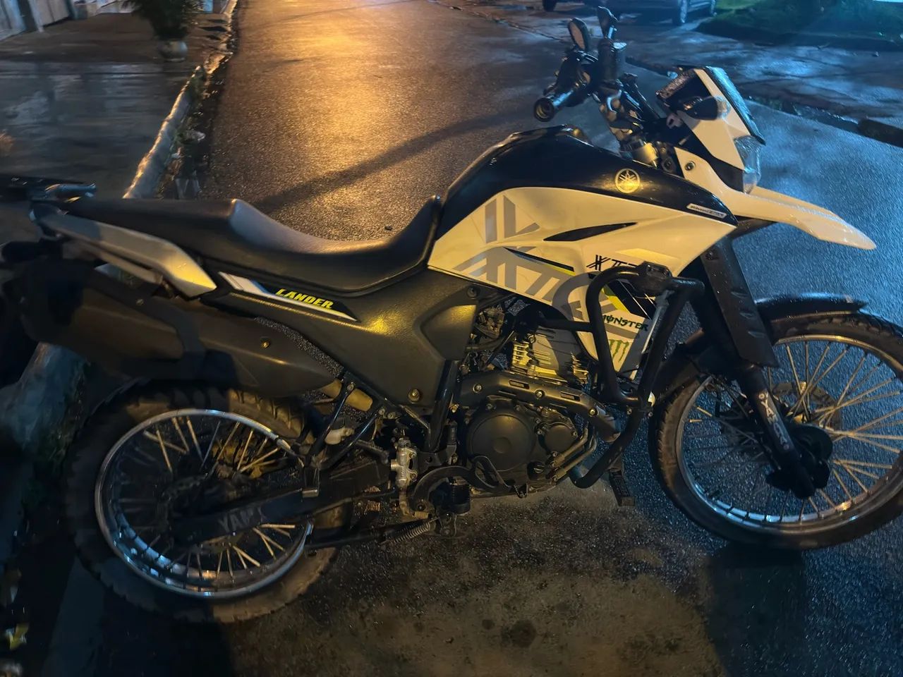 Lander 250cc  - Foto 3