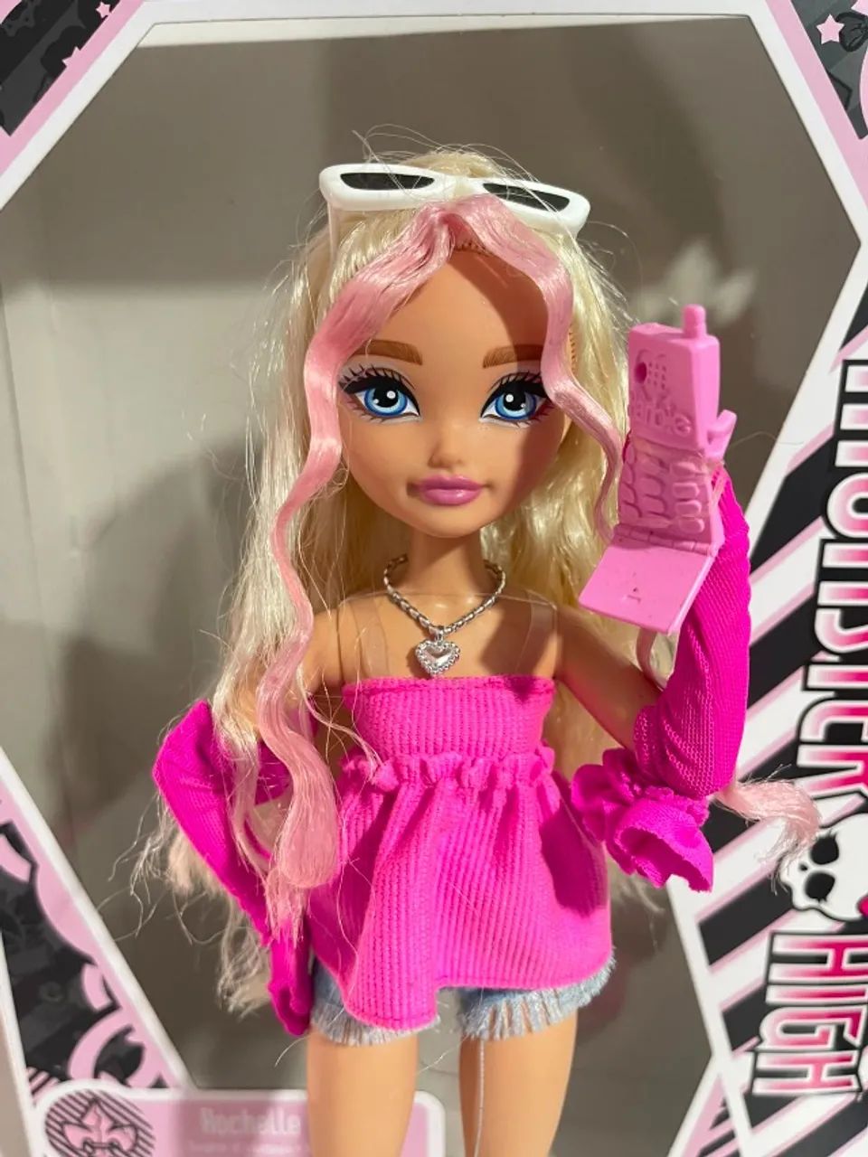 Boneca Barbie Dream Besties Basica  - Foto 2