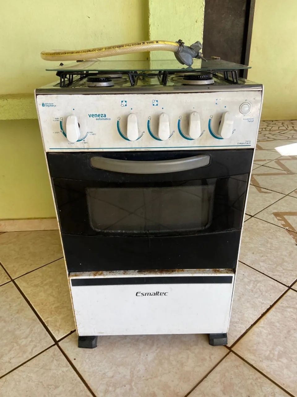 Fogão Esmaltec Veneza automático 4 bocas