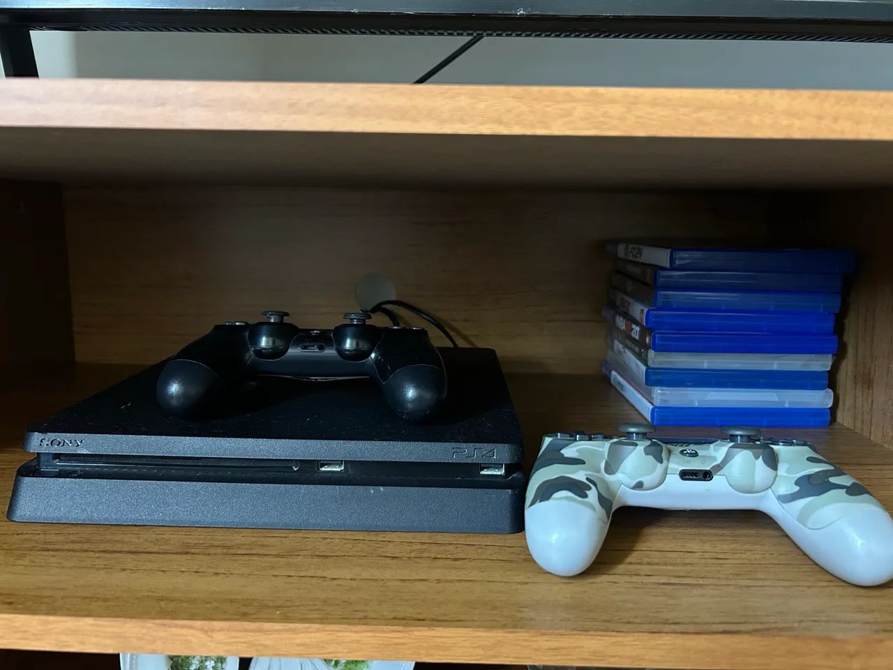 PS4 + 2 controles  - Foto 5