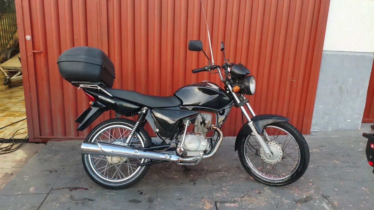 CG TITAN 2004 CONSERVADA 