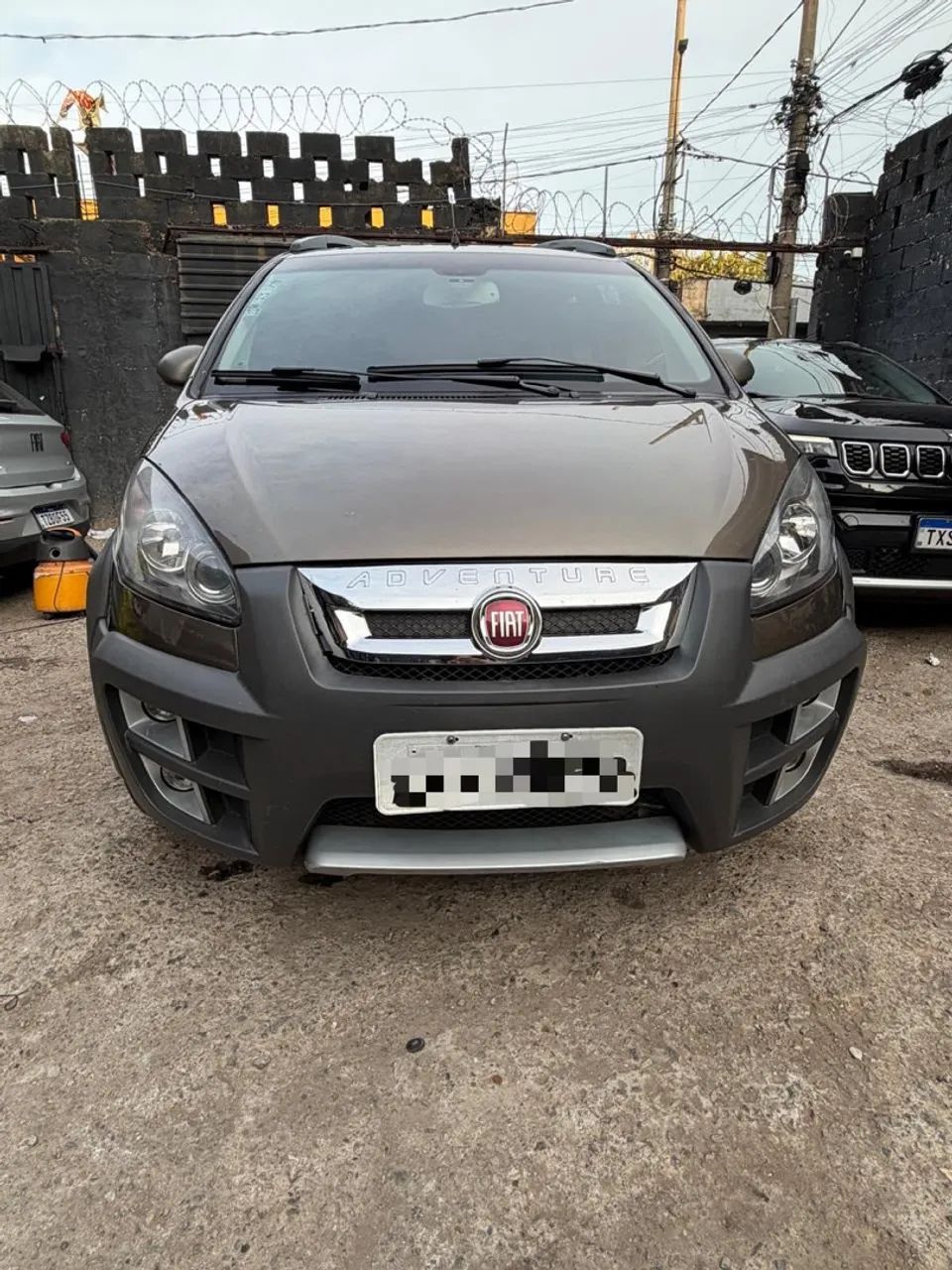 Fiat Idea Adv./ Adv.lock.dualogic 1.8 Flex 5P 2014 - Foto 2