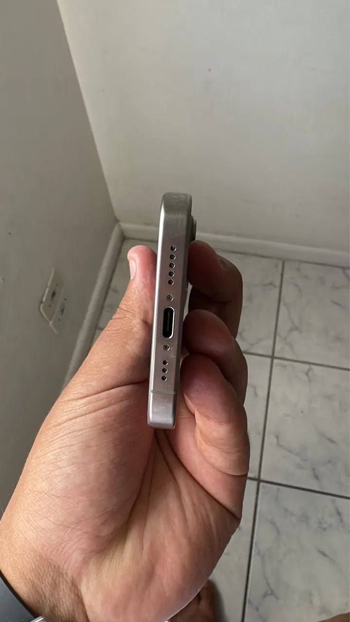 iPhone 15 pro  - Foto 3