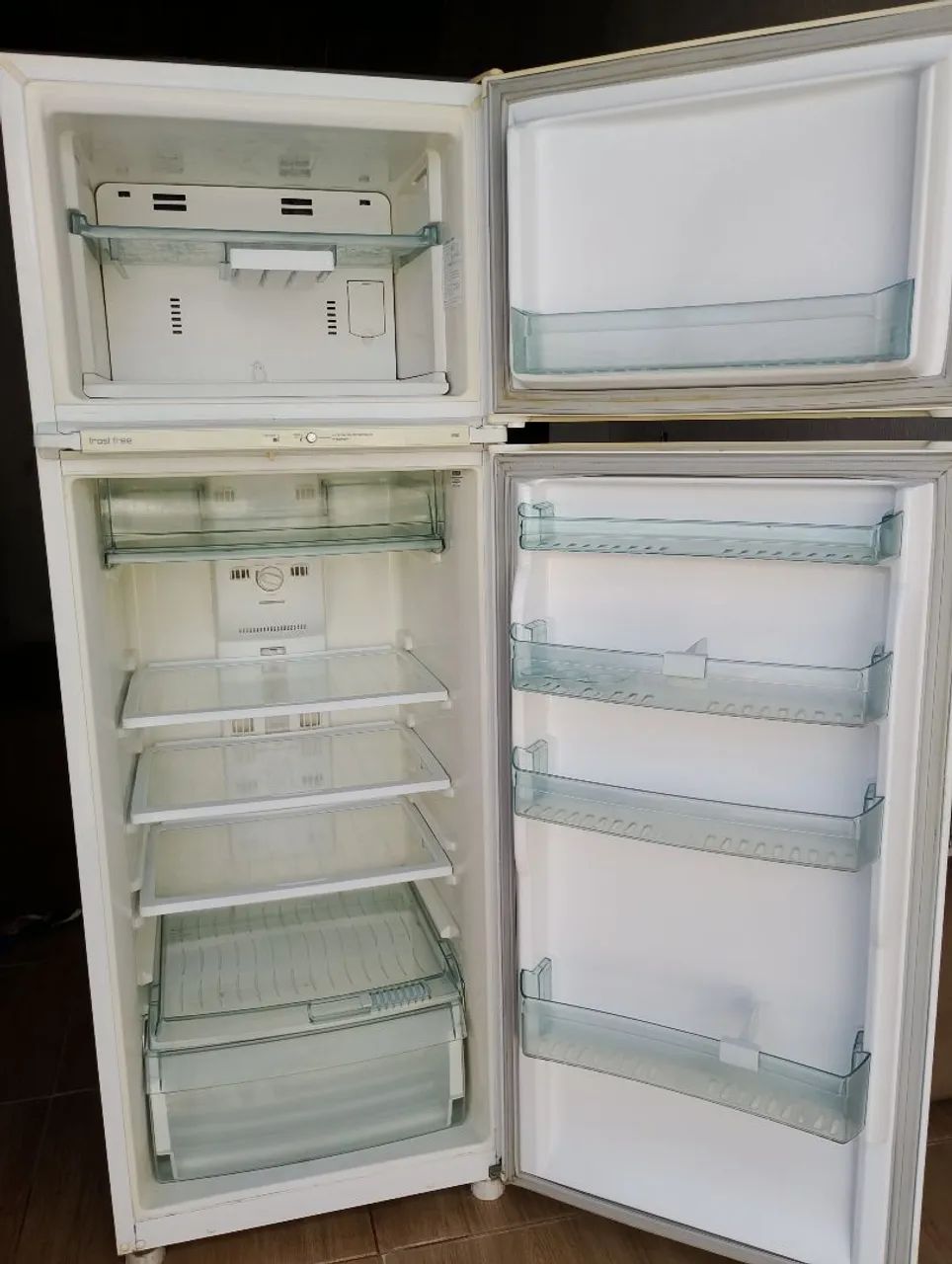 Vendo geladeira  - Foto 2