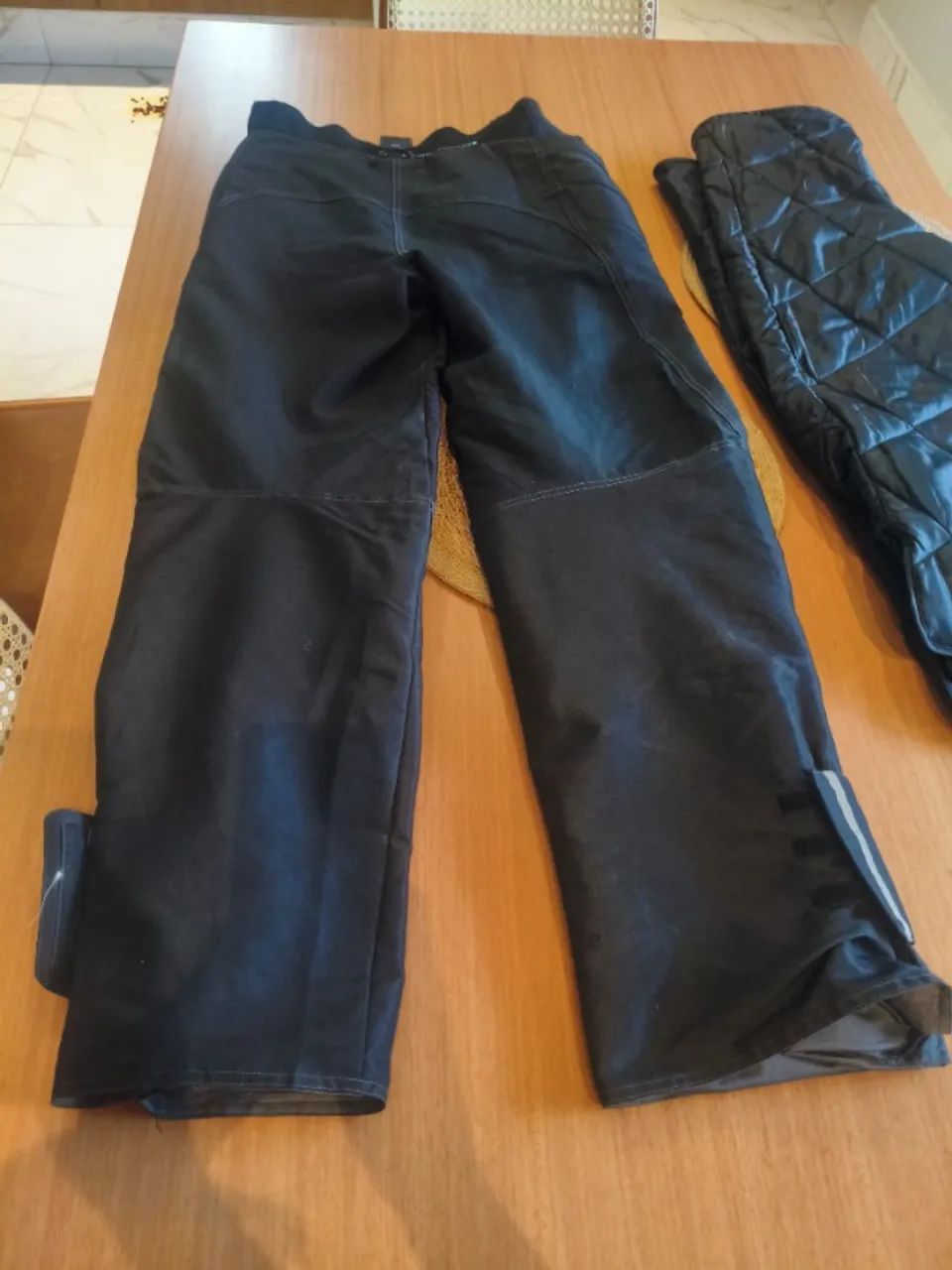 Calça moto impermeavel Ixon com proteção