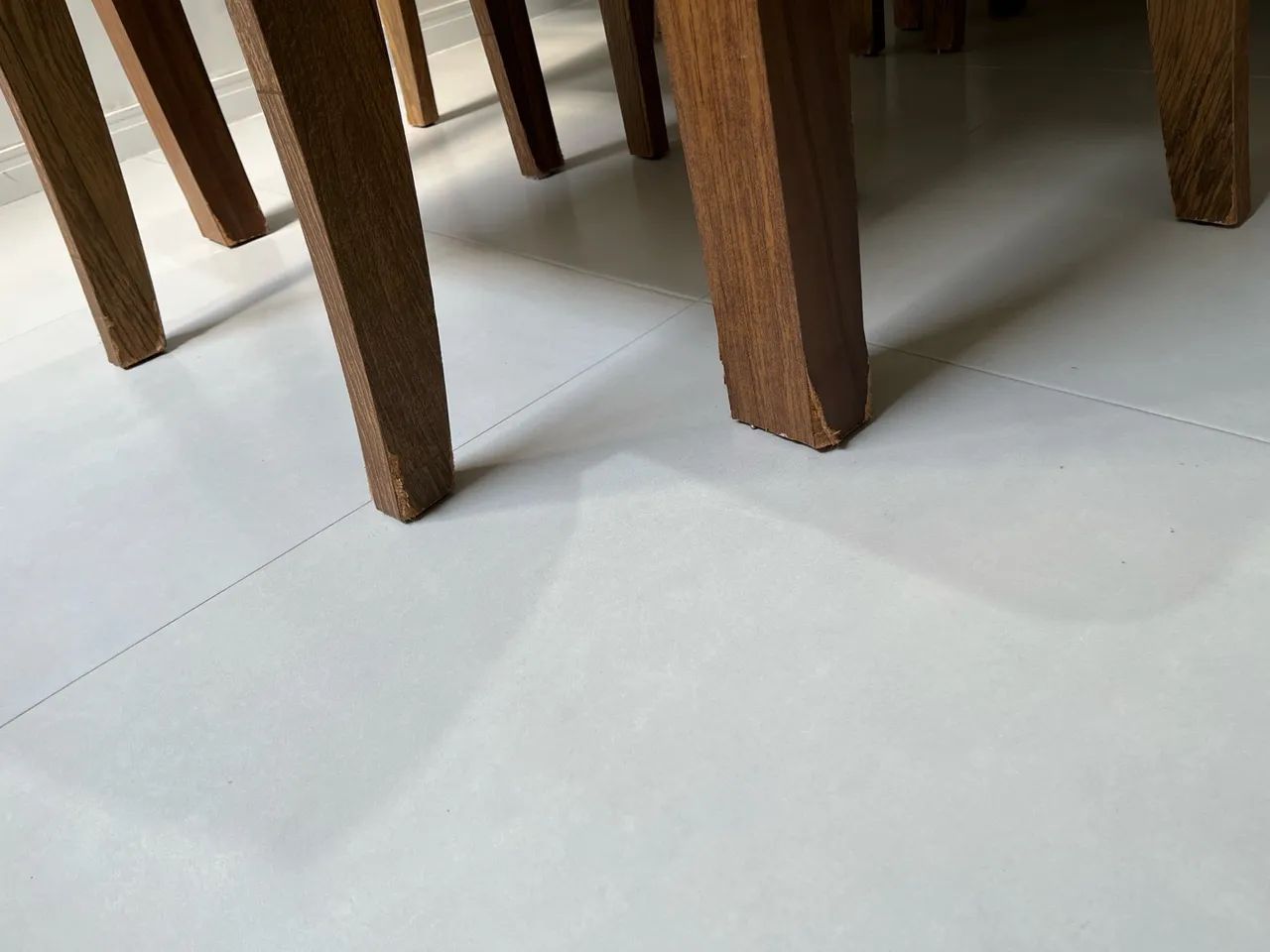 Mesa de vidro com cadeiras  - Foto 4