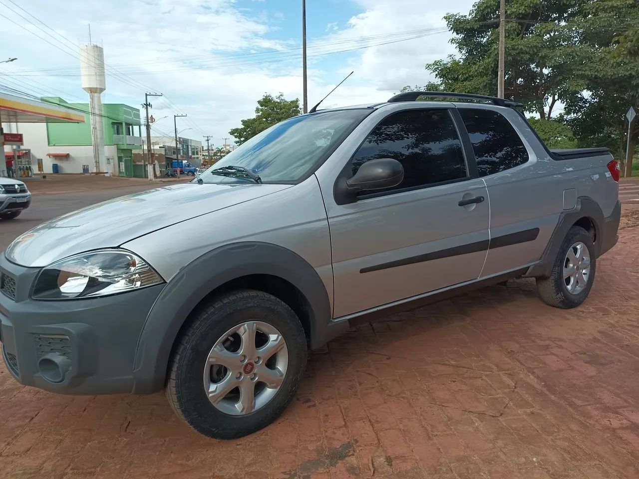 Fiat Strada Strada Working 1.4 mpi Fire Flex 8V CD 2015