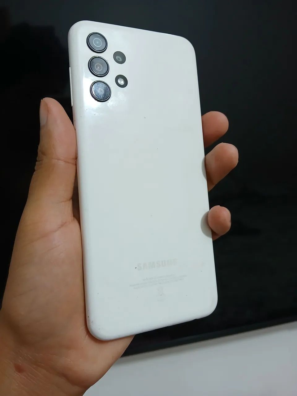 Samsung A13 com pequeno trinco - Foto 4