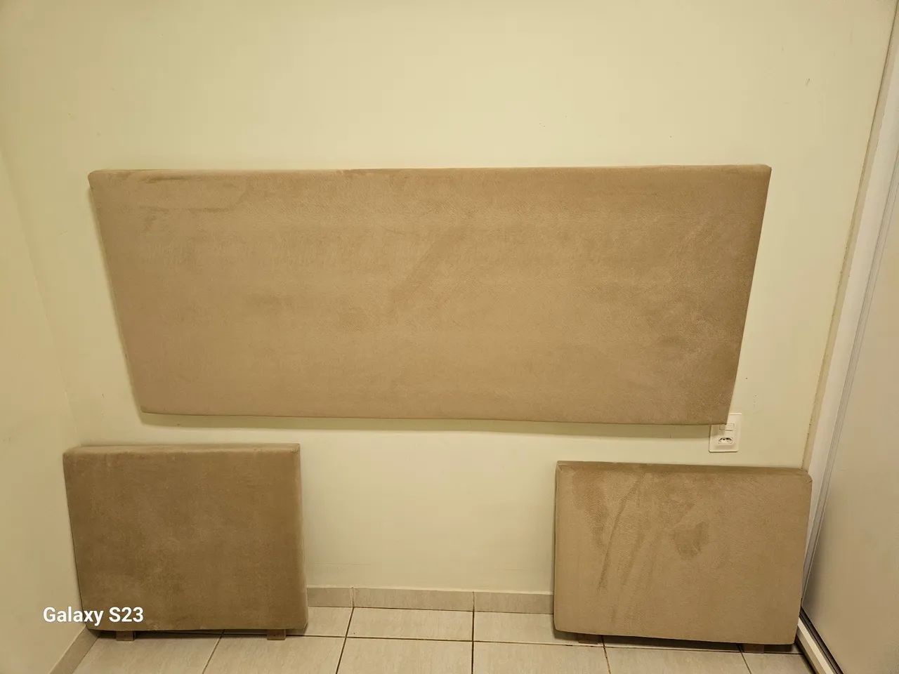 Cabeceira estofada para cama de casal