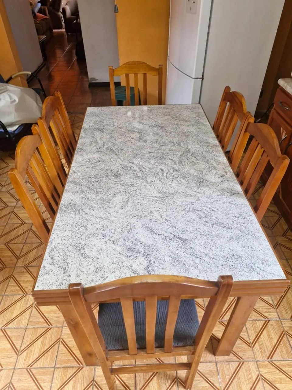 Mesa Madeira Com 6 Cadeiras. - Foto 3