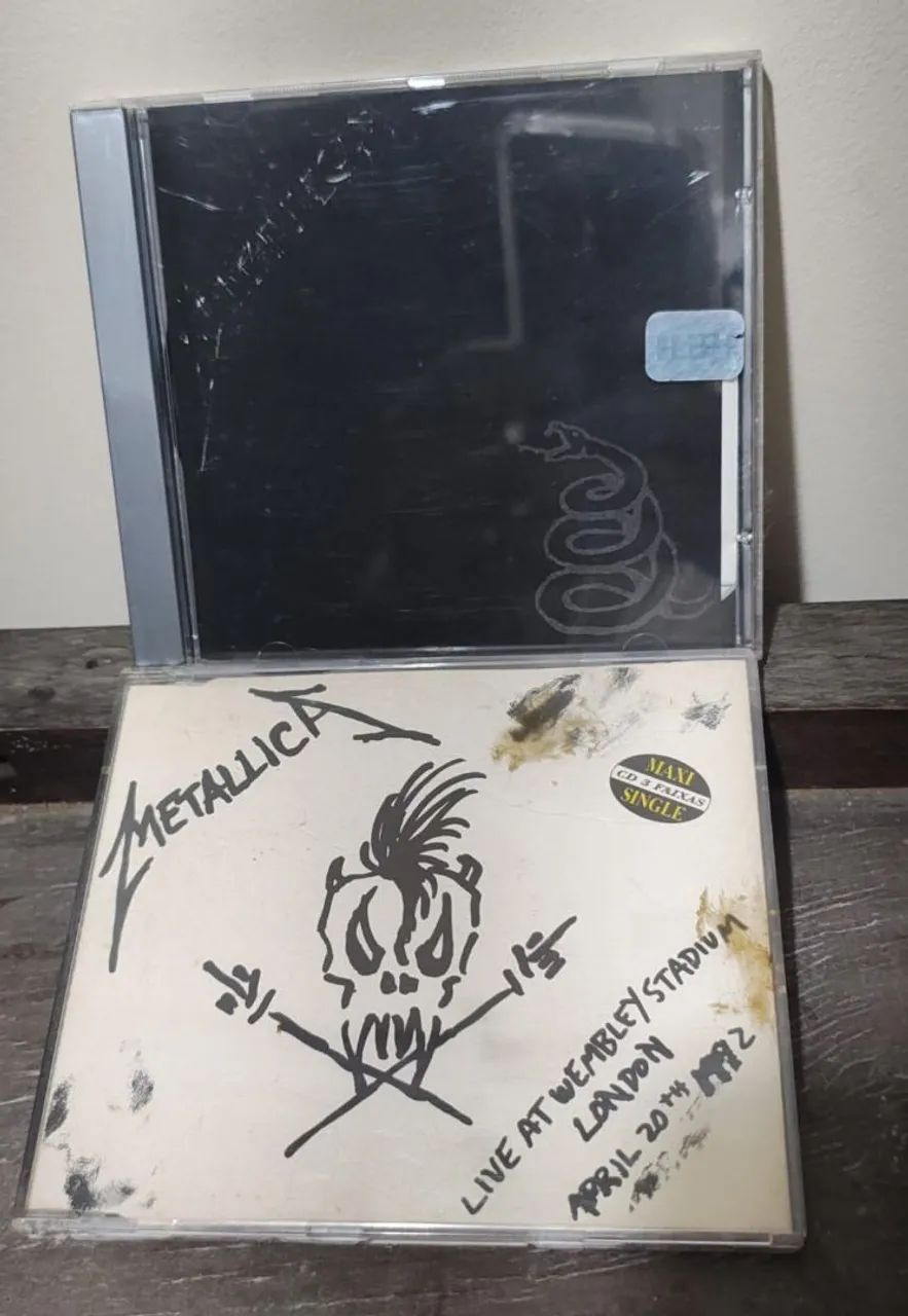 Metallica.  Dois  CD s