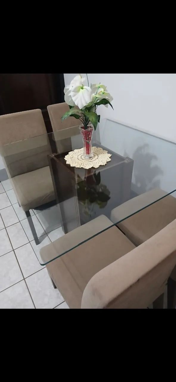 Mesa de vidro c/ 4 cadeiras (Leia) - Foto 4