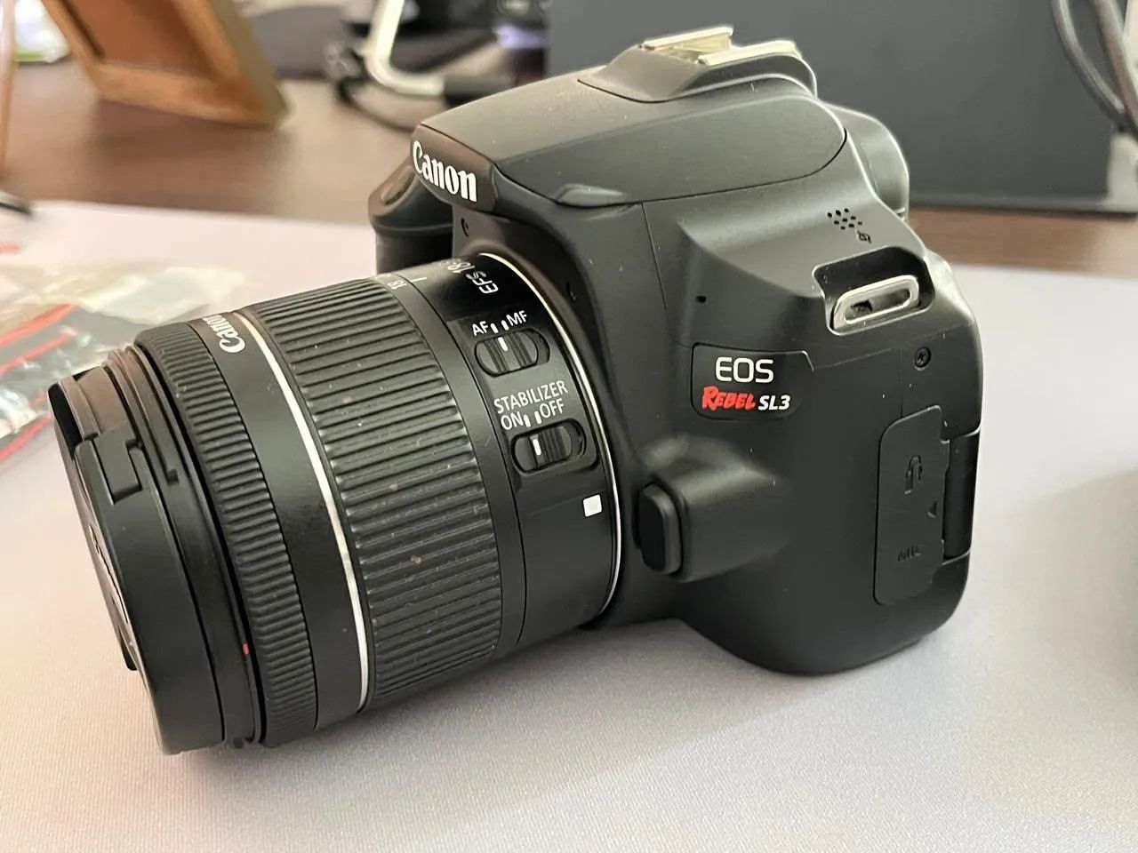 Câmera Canon SL3  - Foto 2