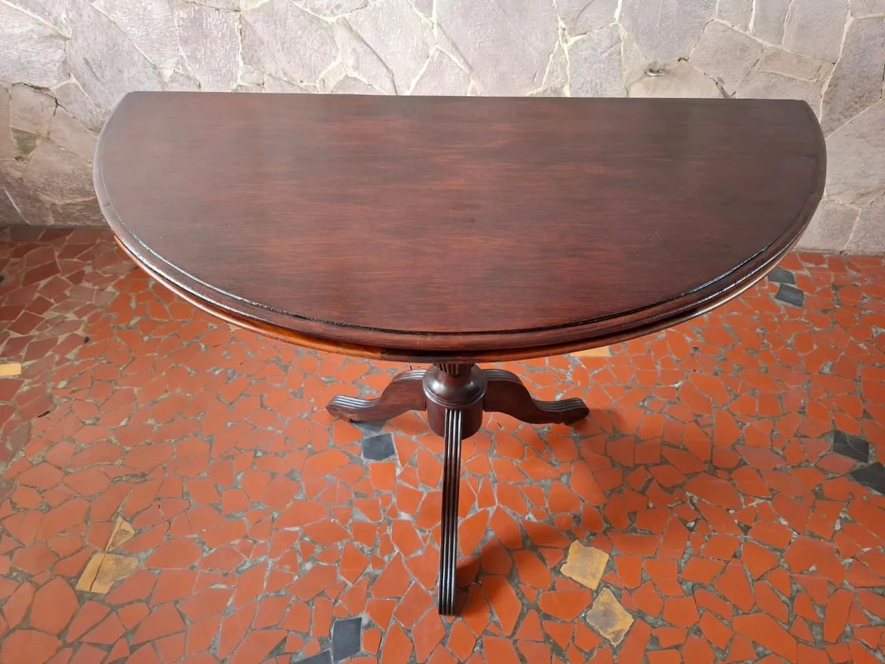 Mesa meia lua