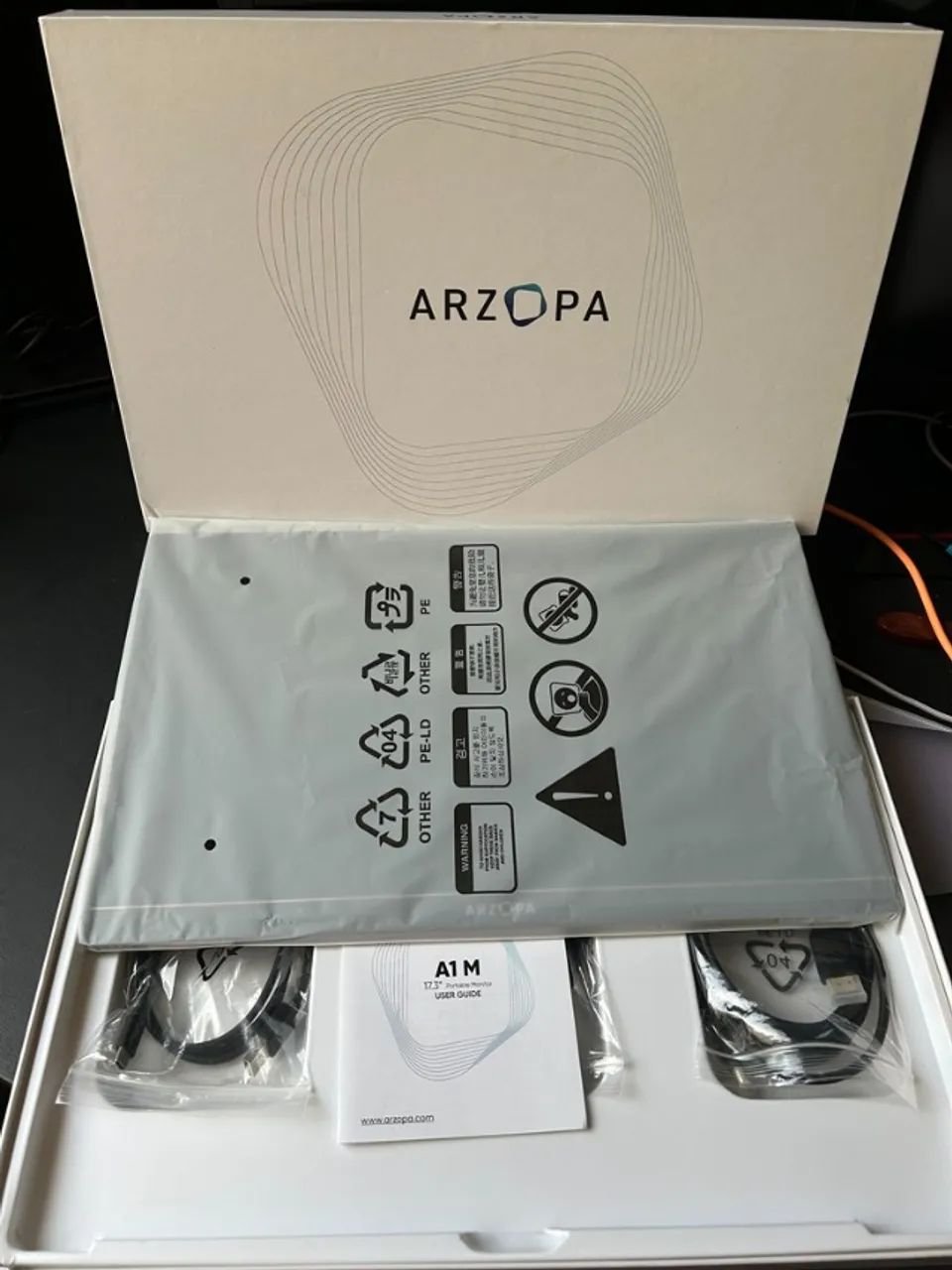 Monitor Arzopa 17.3" A1M + Completo