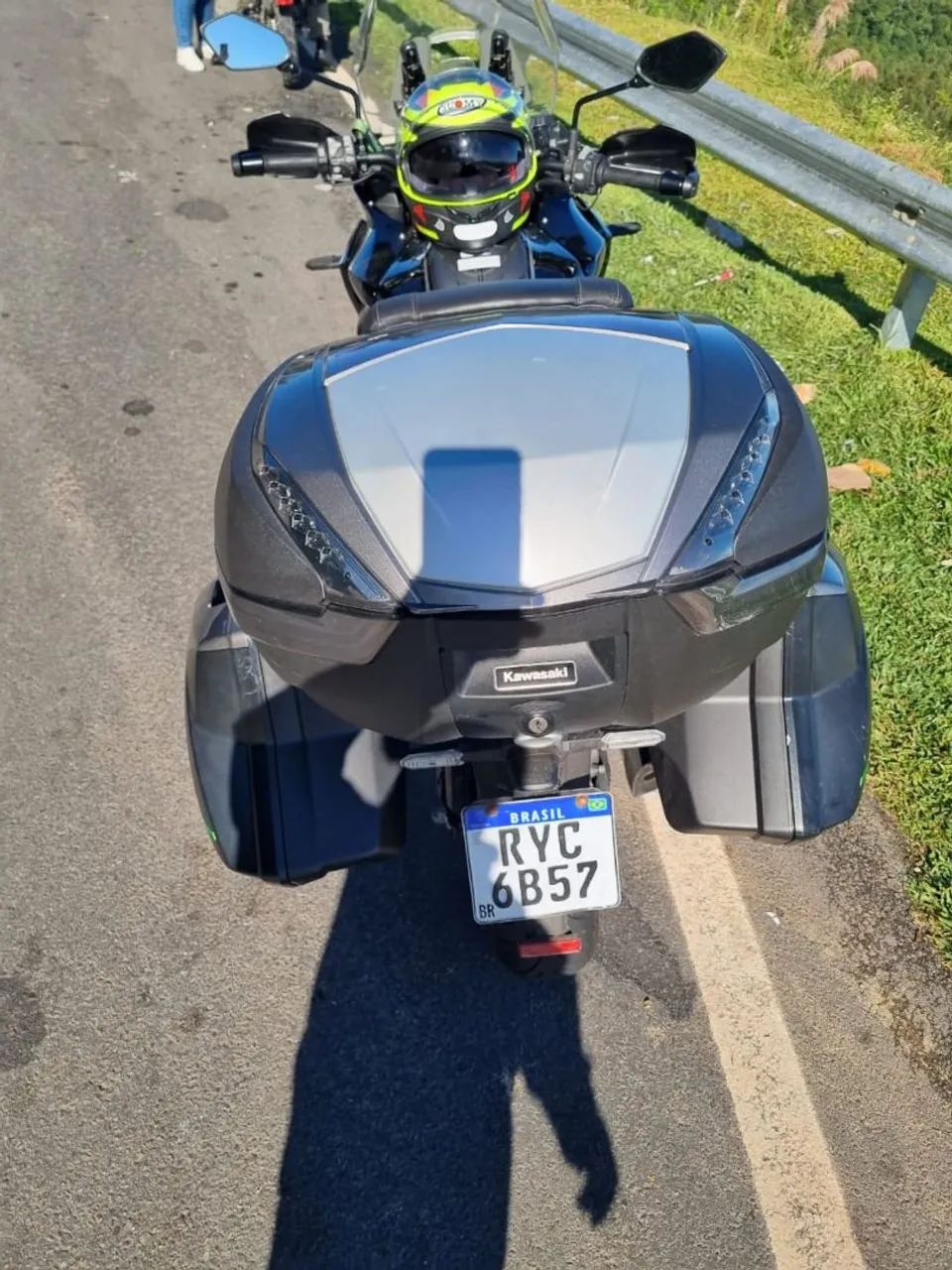 Kawasaki 1000 Grand Tourer 2022 - 1499550662 | OLX