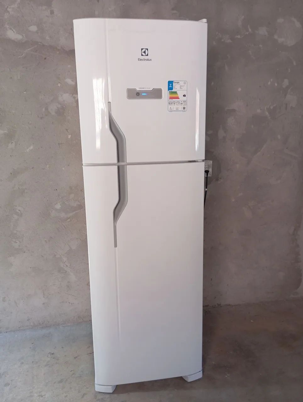 Vende se uma geladeira nova zerada - Foto 3