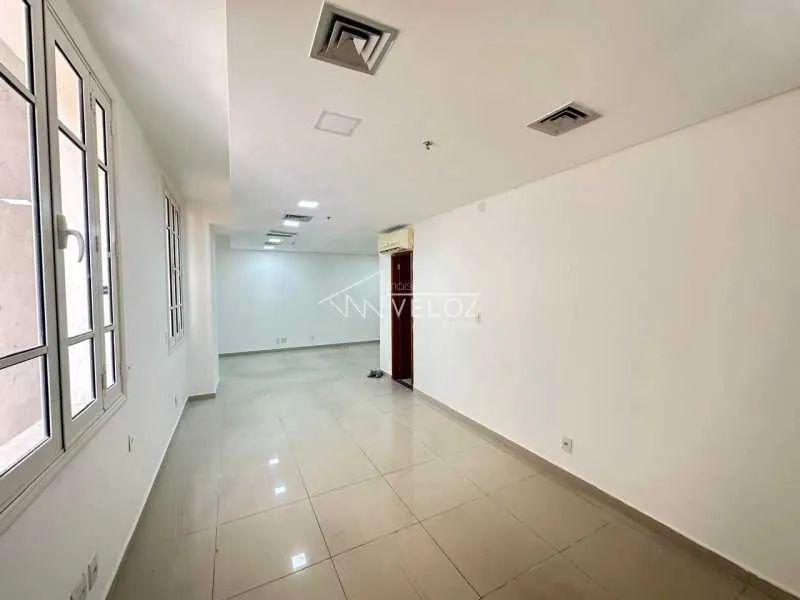 Sala - / Comercial / Catete