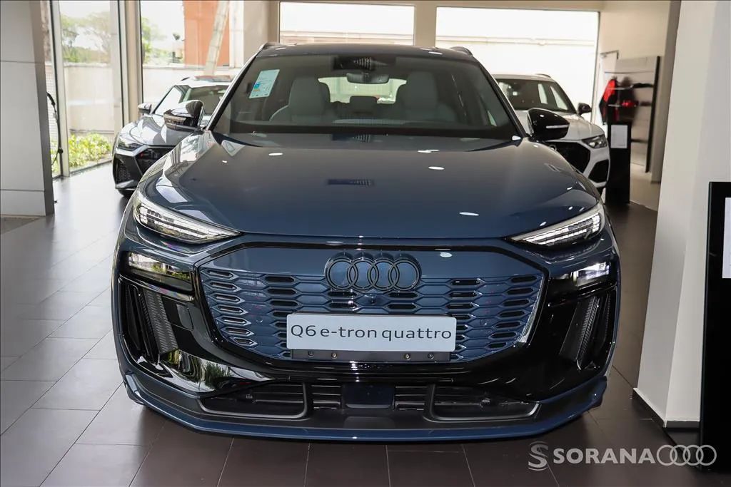 Audi E-Tron Performa. Black Aut. (elétrico) 2025 - Foto 2