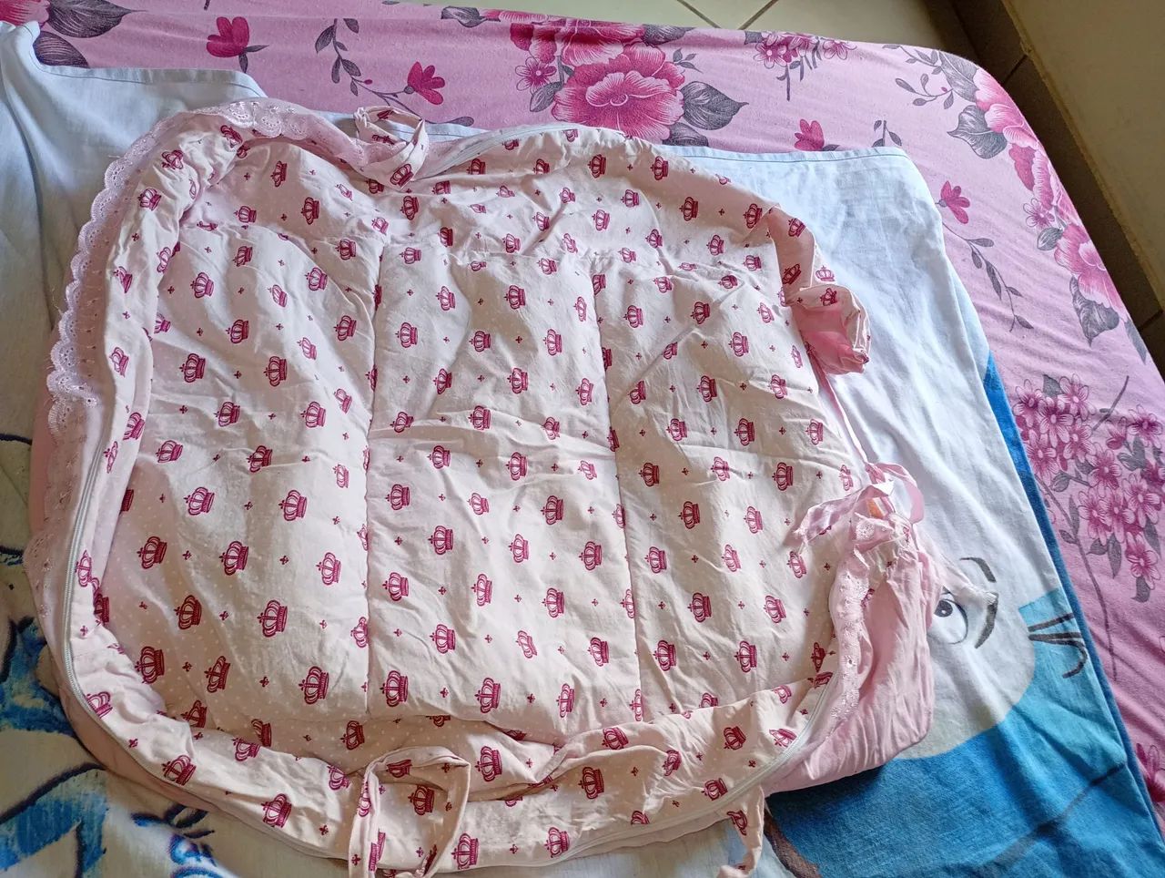 Vendo roupas e mais coisas de bebê 