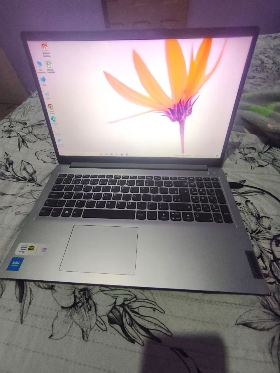 Notebook Lenovo Ideapad 1 - Foto 2