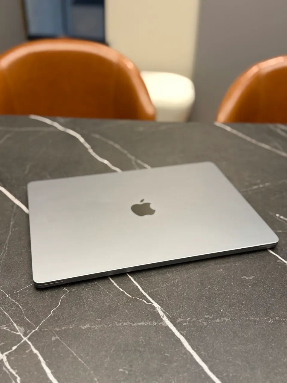 MacBook M3 15 8GB 256GB