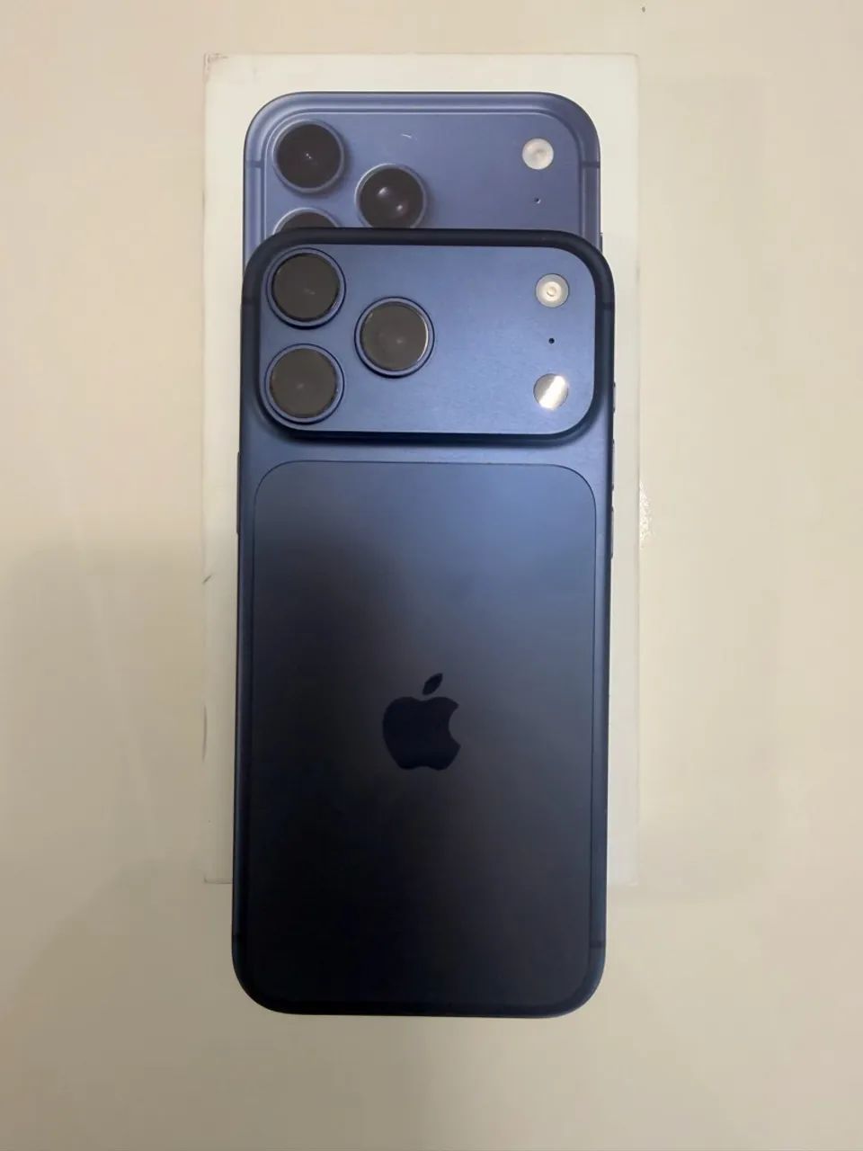 IPHONE 17 PRO MAX IMPECÁVEL 