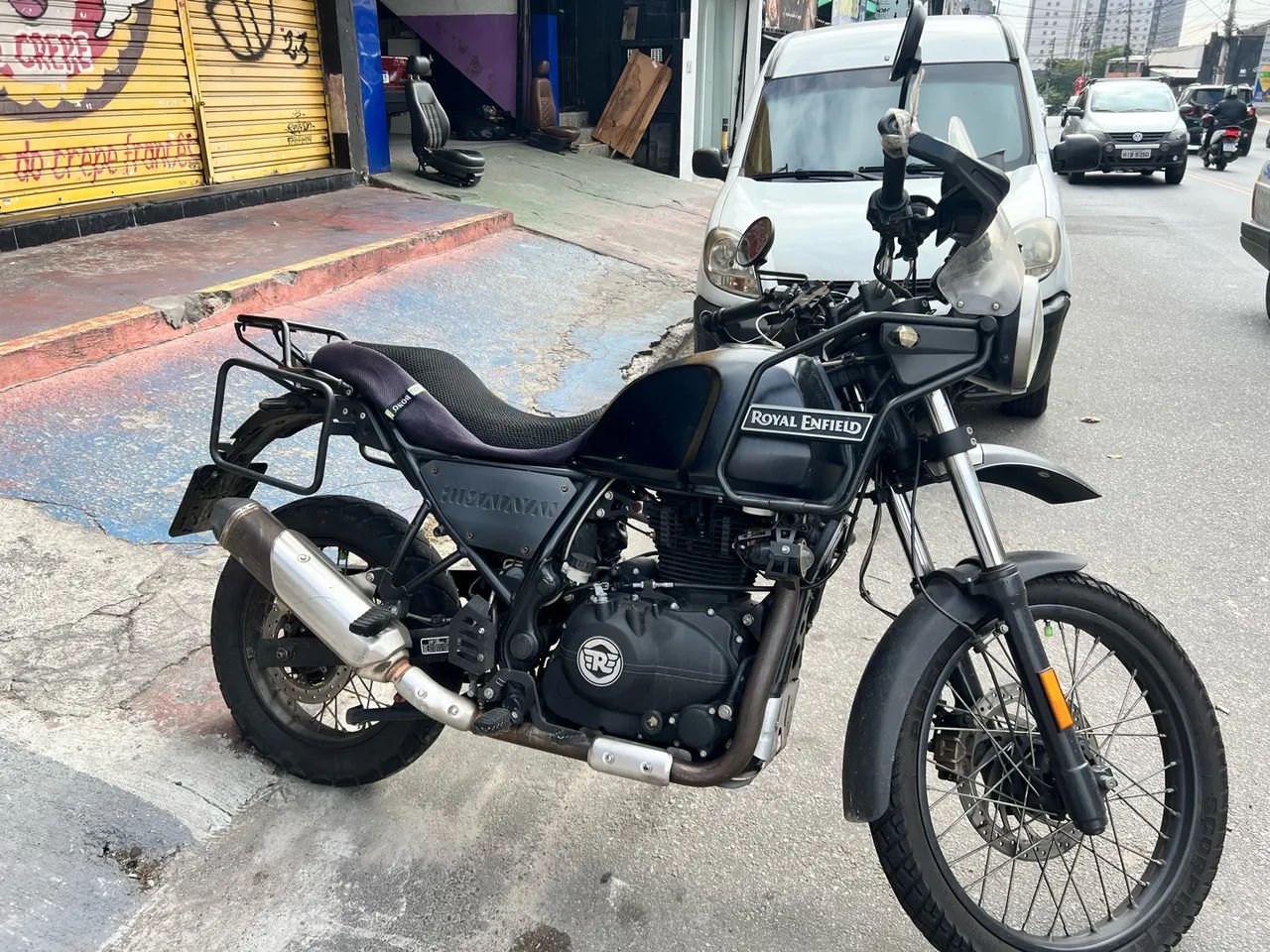 Himalayan 411 perfeita 