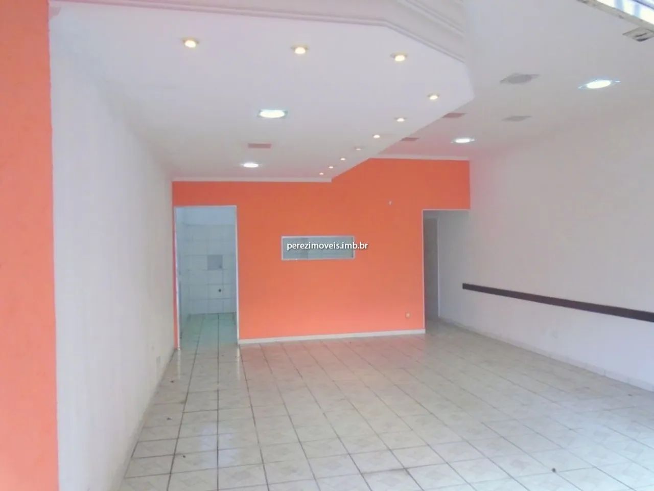 SALÃO COMERCIAL NA RUA 26 DE MARÇO EM POÁ