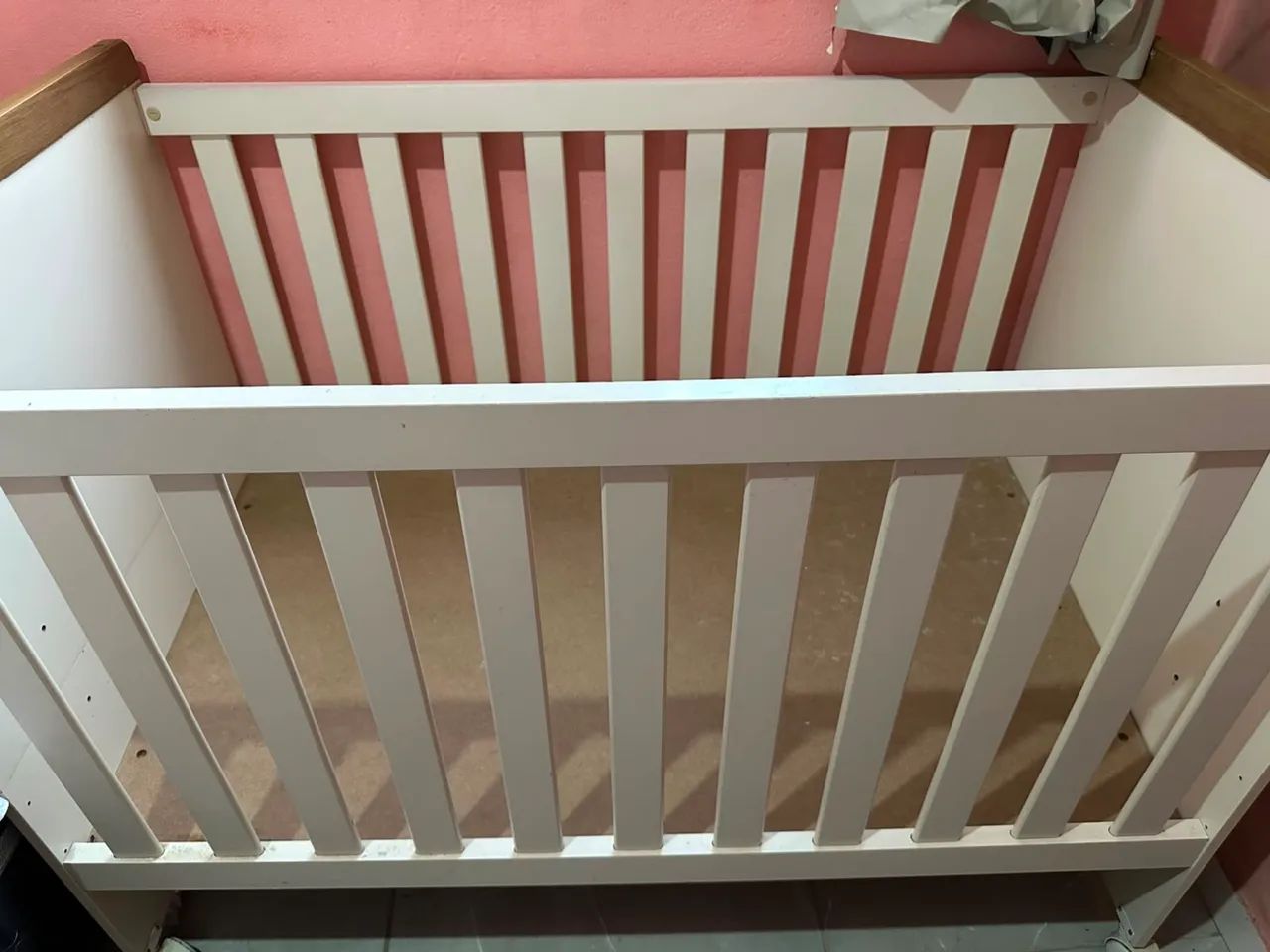 Berço semi novo 