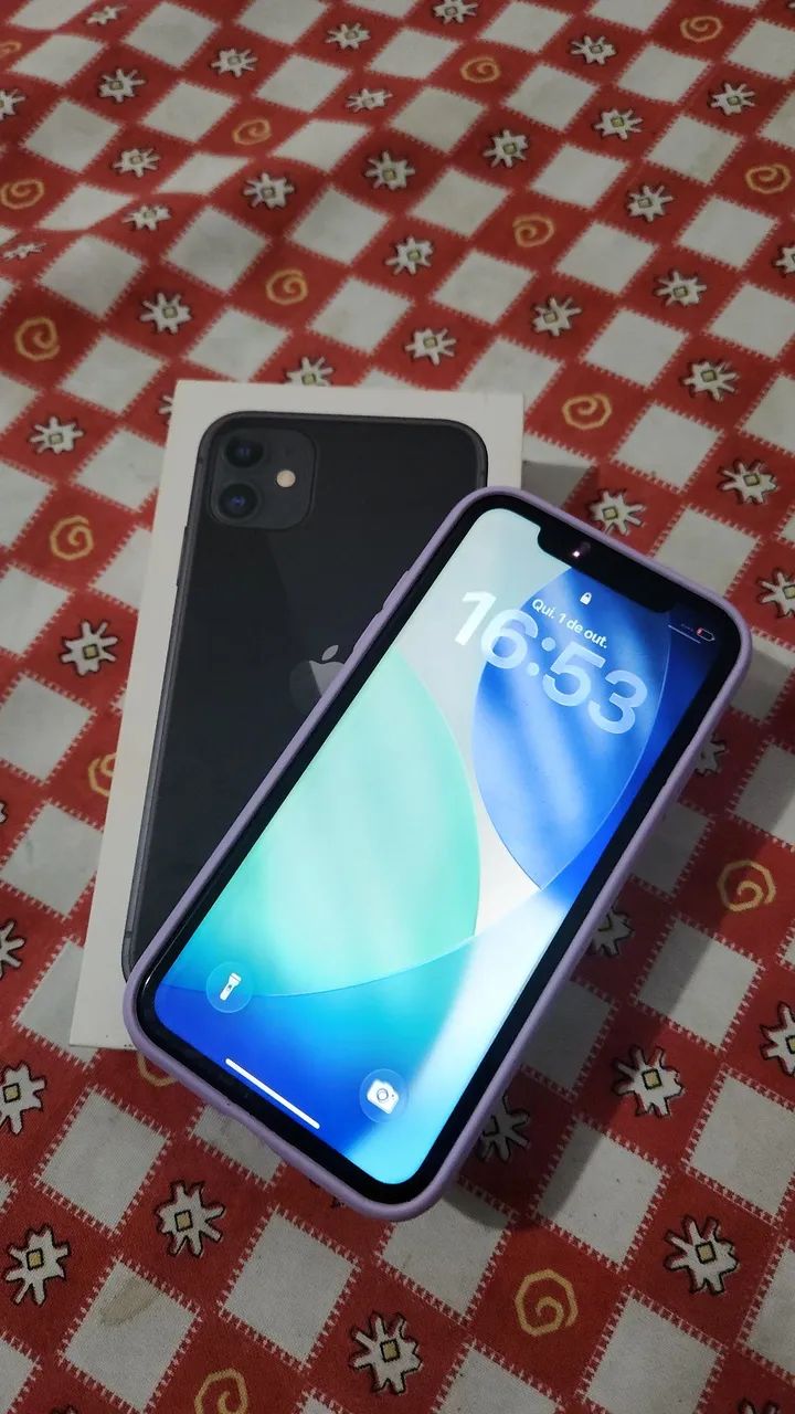 IPHONE 11