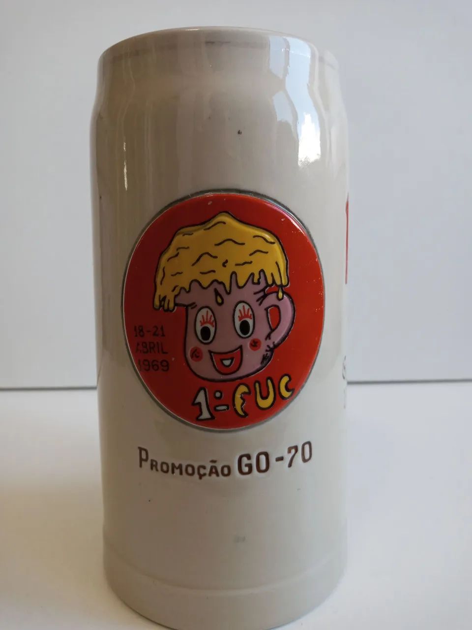 Antiga caneca Rara   de chopp UFSC anos 70 primeira festa  item de colecionador - Foto 3