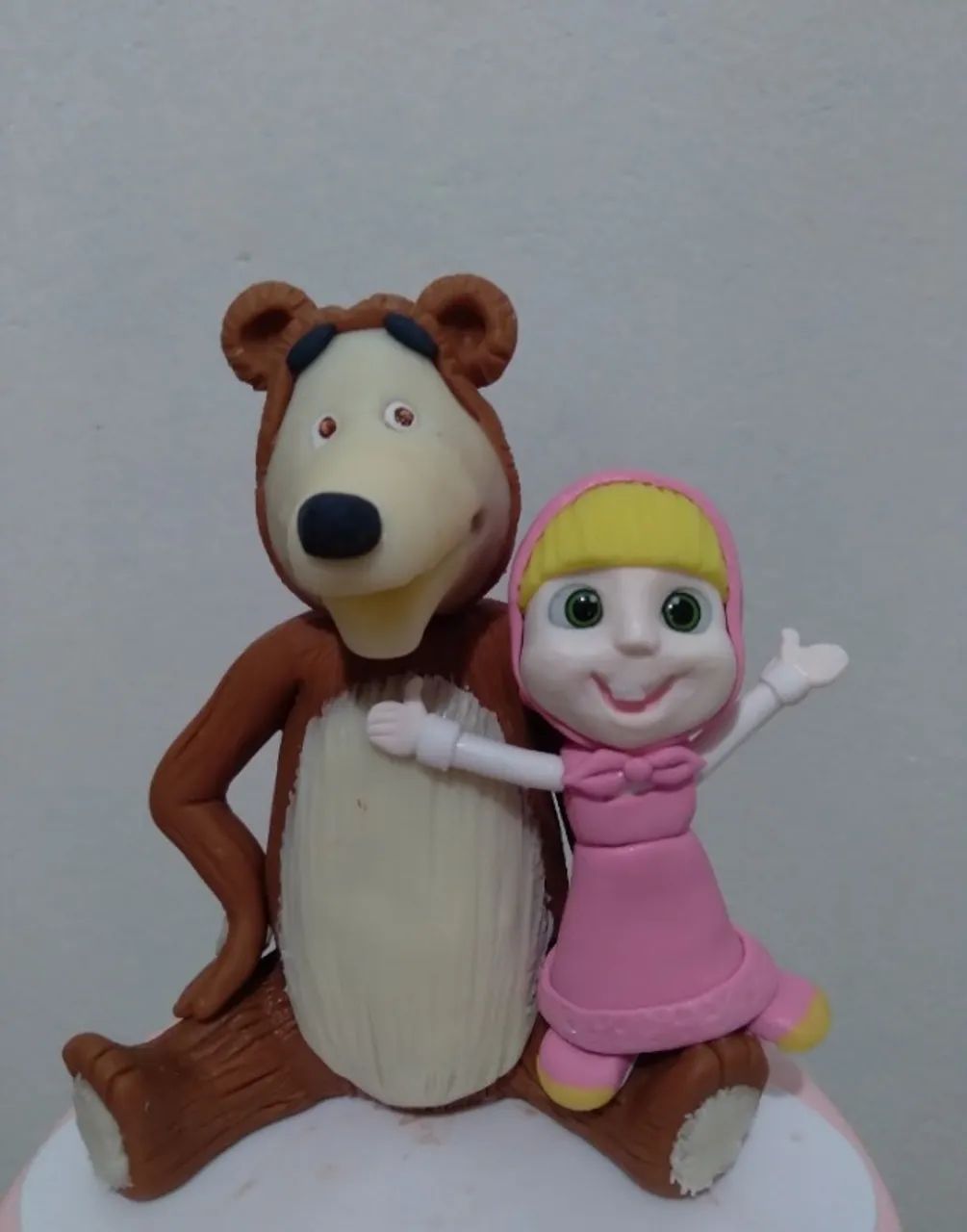 Locação bolo Marsha e Urso de biscuit - Foto 2