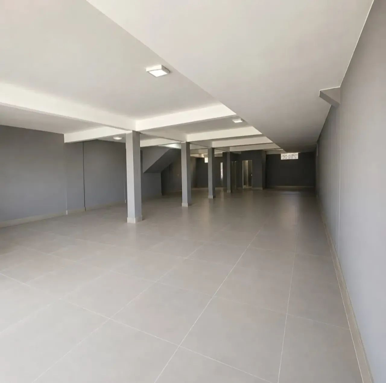 Excelente Loja Comercial à Venda no Gama  Setor Oeste - Foto 2