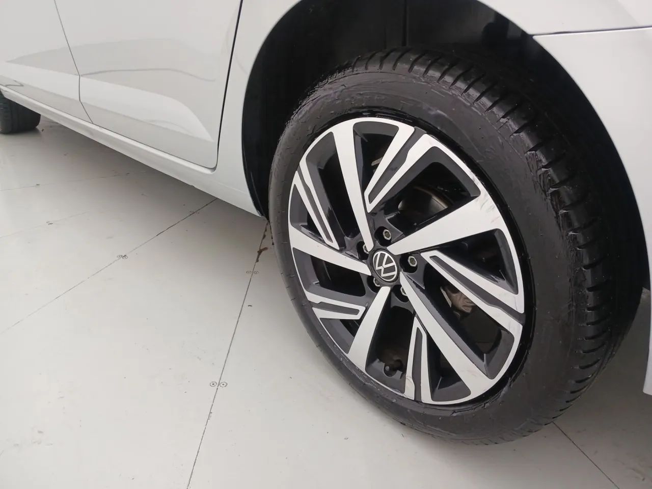 Volkswagen Virtus Highline 200 TSI 1.0 Flex 12V Aut, foto 12 de 18