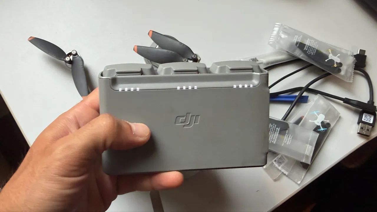 Drone DJI mini 2 4k - Foto 4