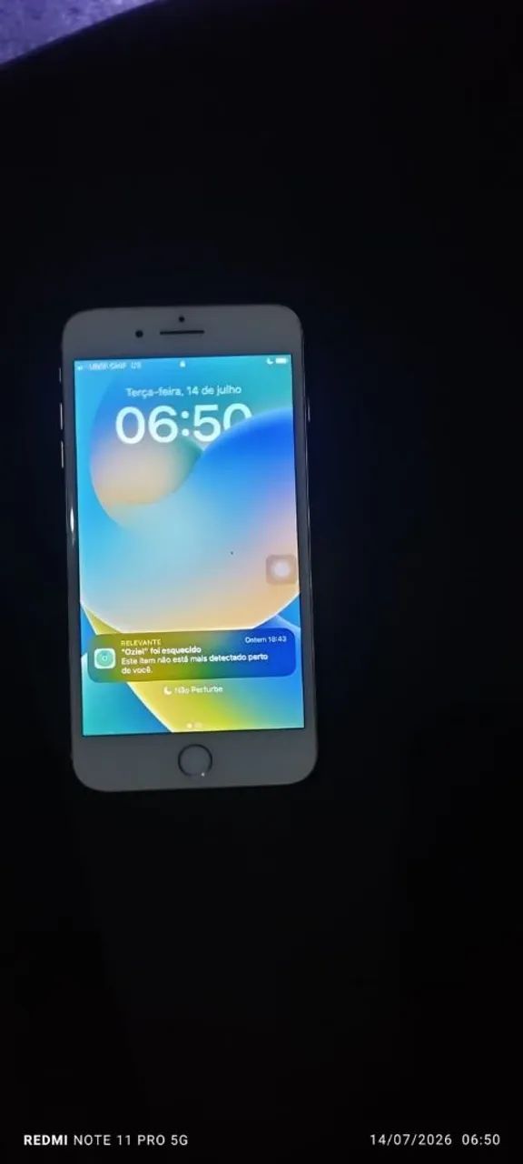 Vendo iPhone 8 zerado de barbada
