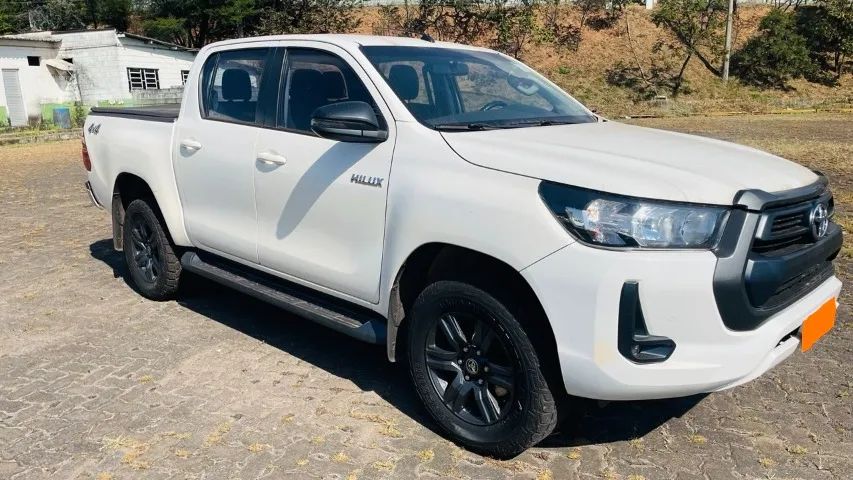 Toyota Hilux 2024
