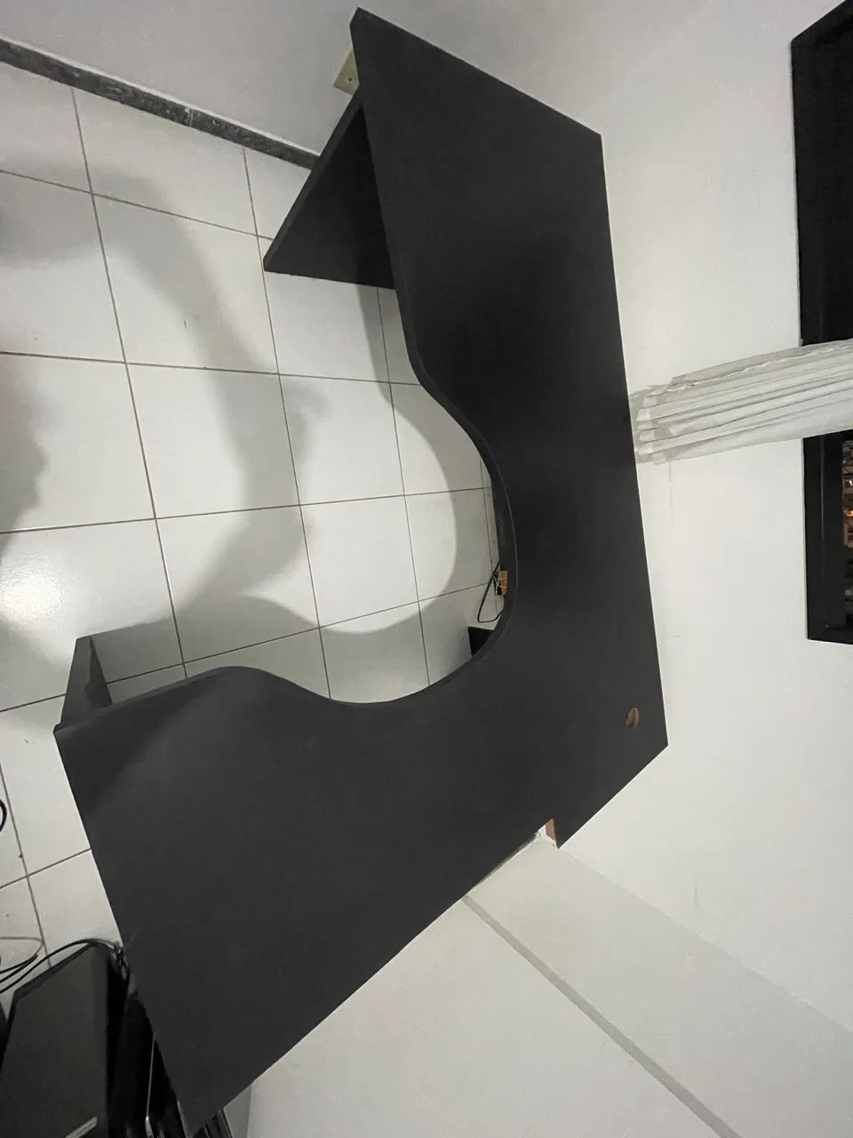Mesa em L 1,70 por 70  - Foto 2