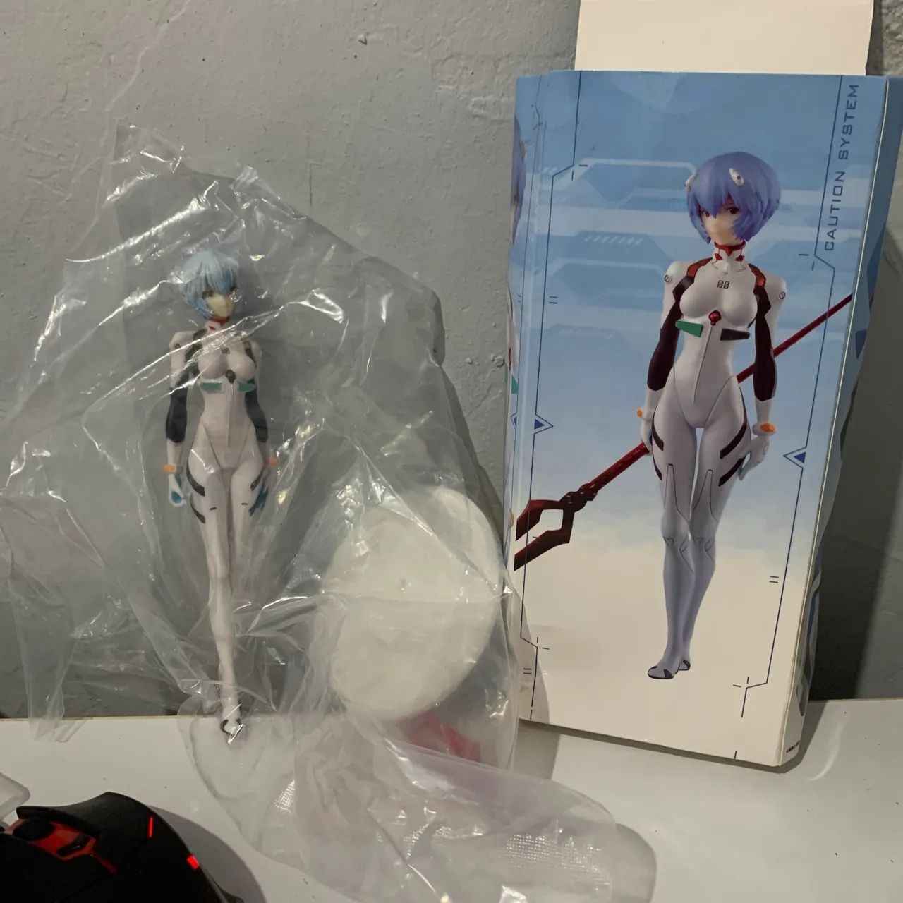Figure Action Rei Ayanami Evangelion Com Caixa E Base - Foto 4
