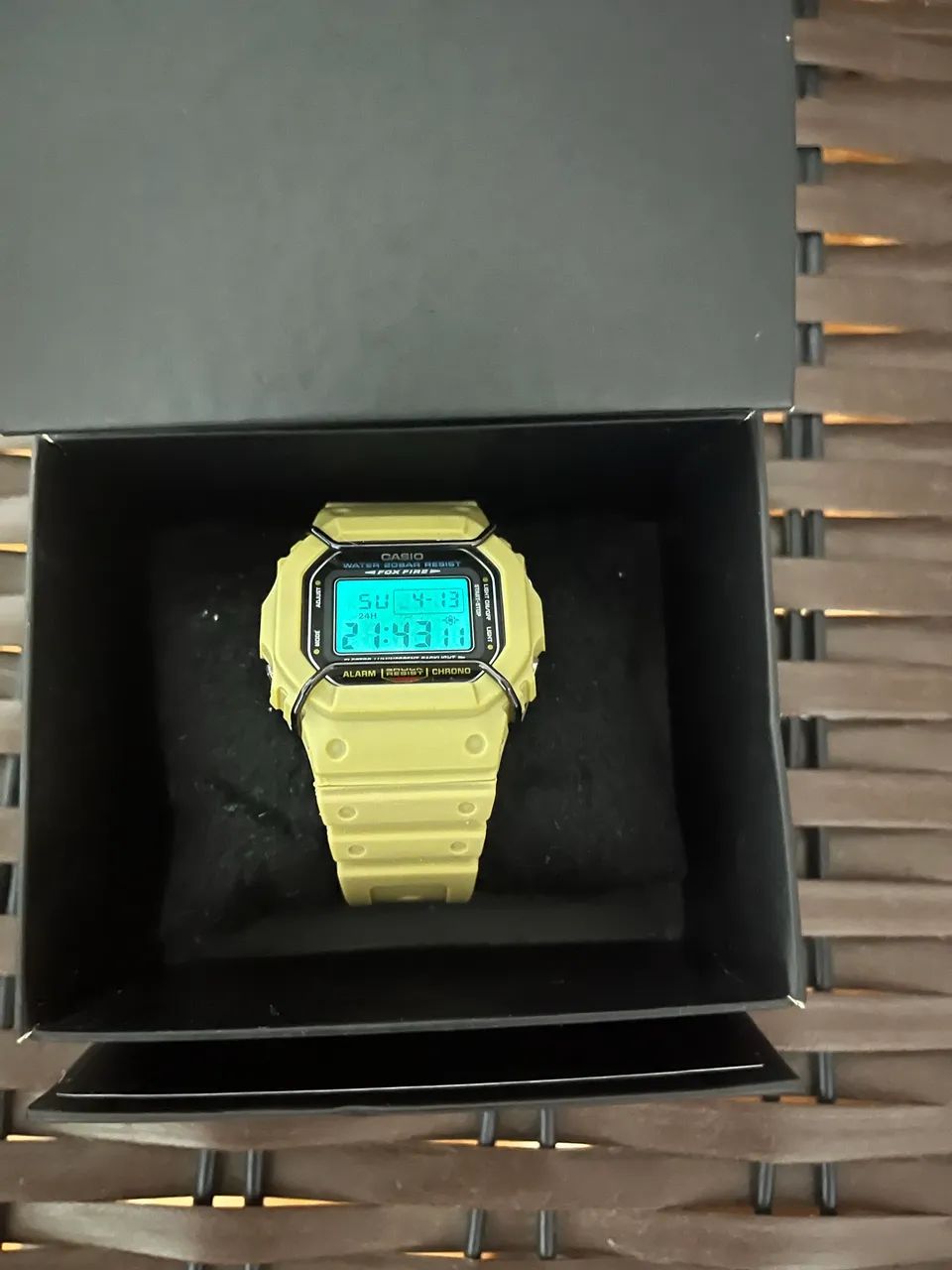 Casio G-Shock Fox Fire DW - 5600E módulo 1545 - Acessórios