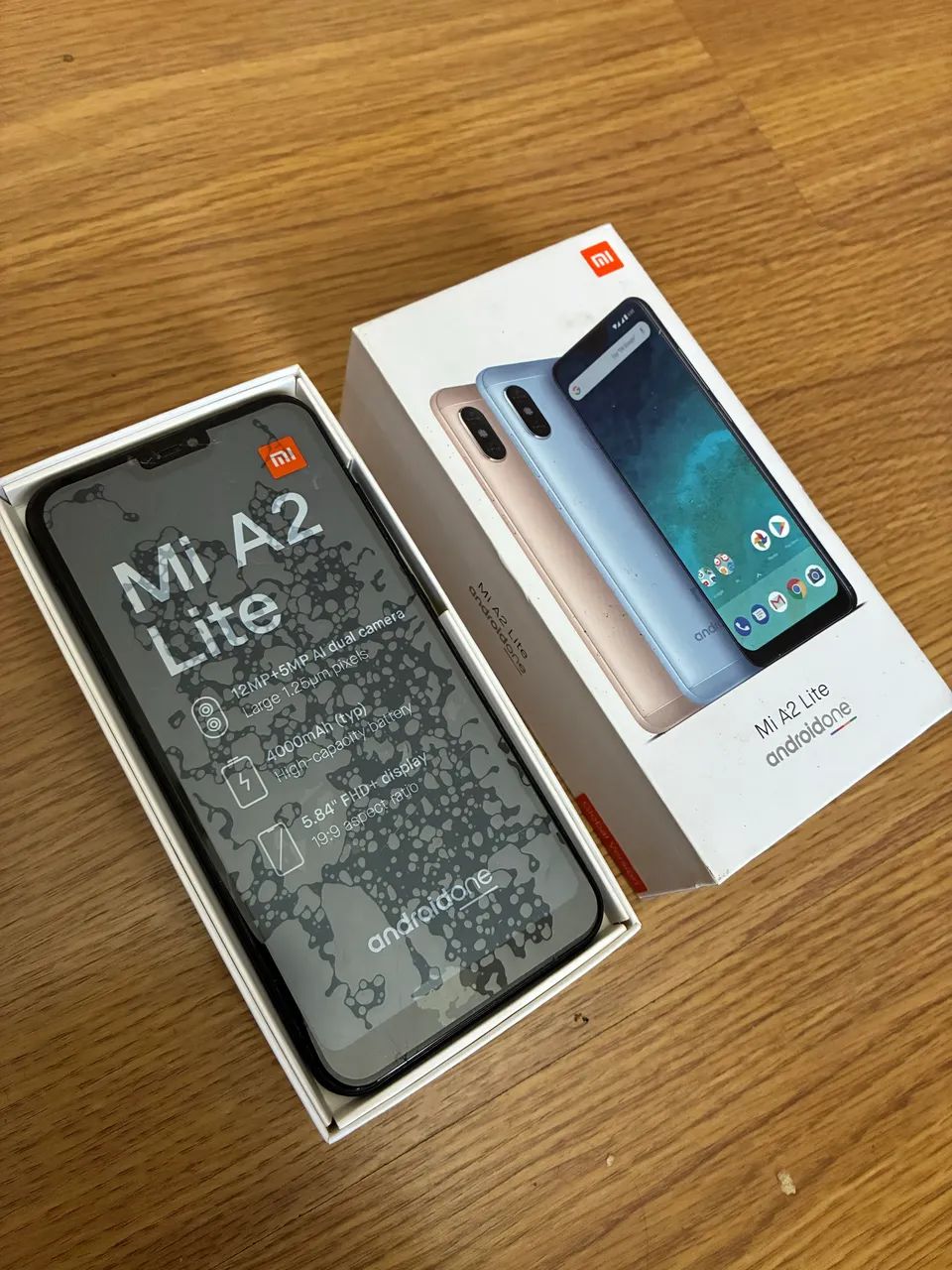 Xiaomi MI A2 Lite