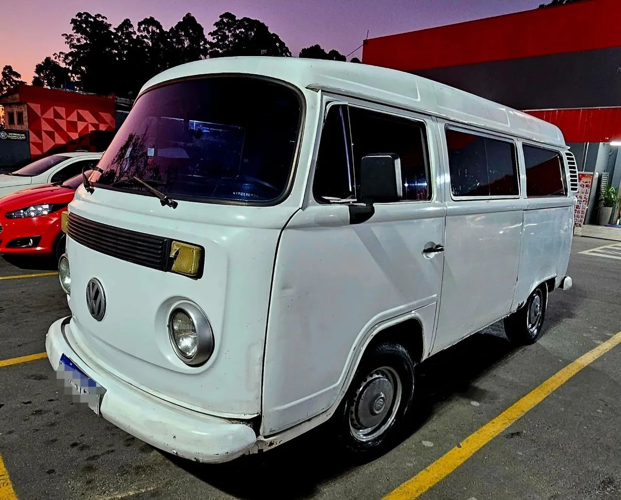 Volkswagen Kombi Standard/ Luxo/ Serie Prata 2000