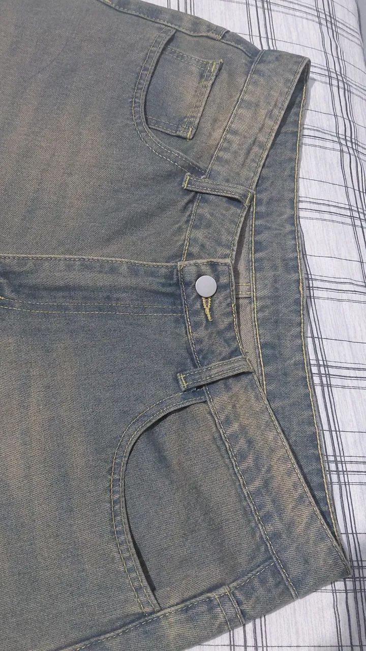 Calça Manfinity EMRG Denim folgado e desgastado  - Foto 4