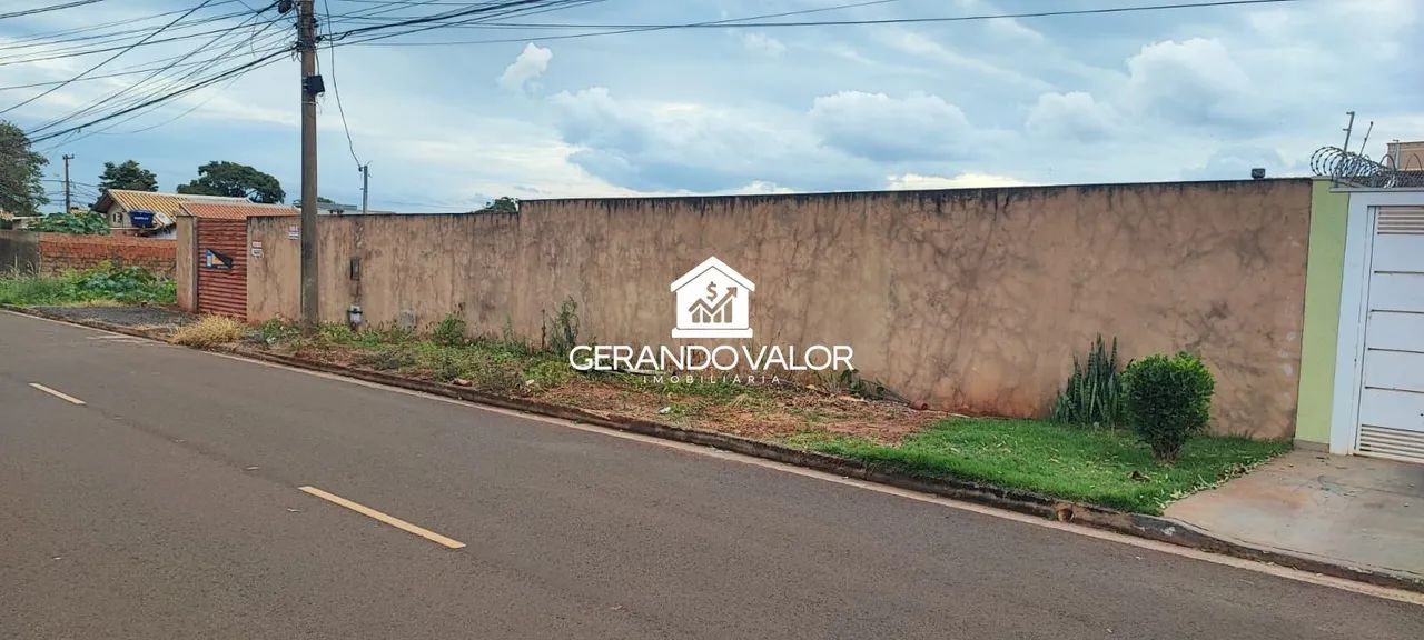 Terreno Único com 300m² - Foto 2