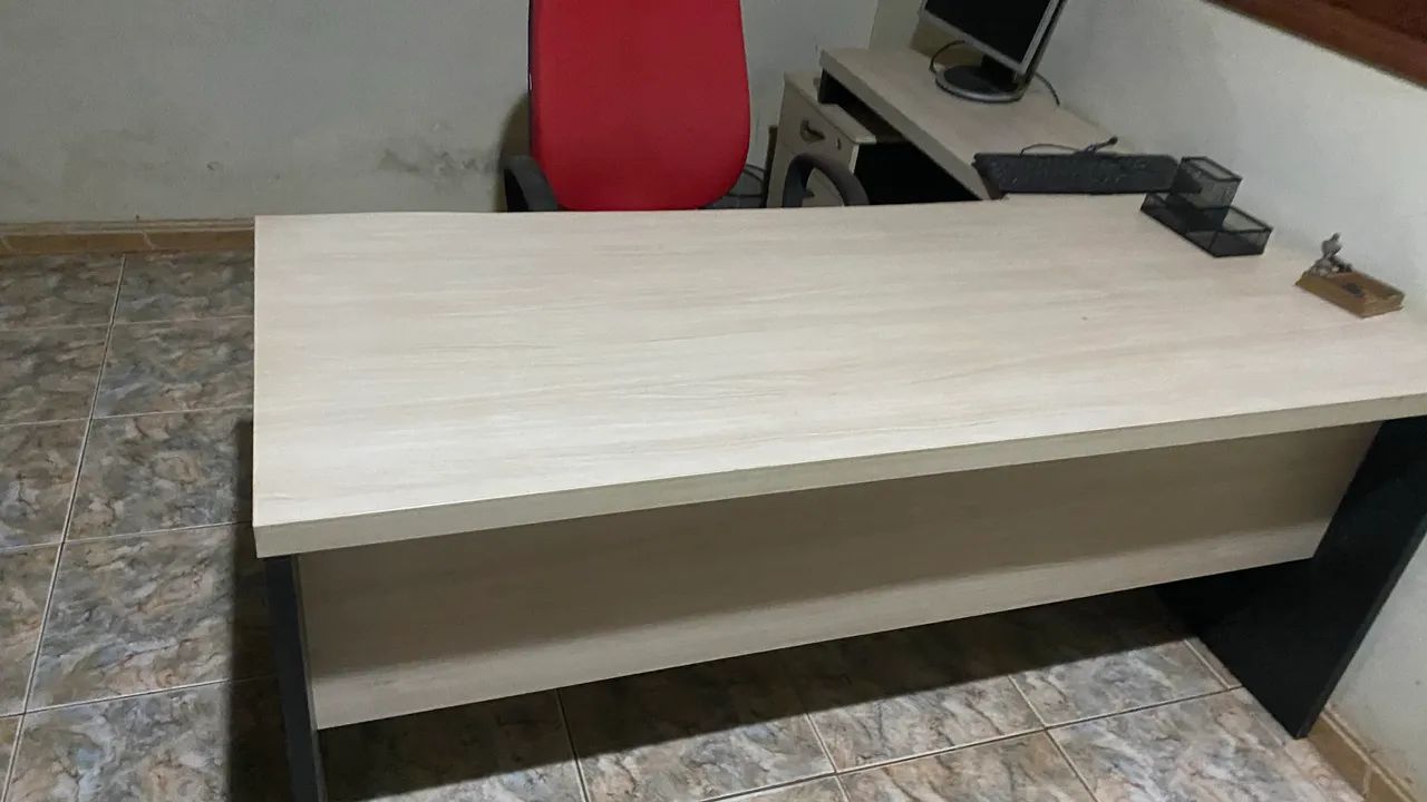 Vendo mesa para escritório  - Foto 2