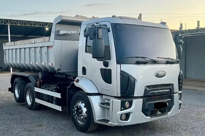 Ford cargo 2423 6x2 - 2014 Caçamba 