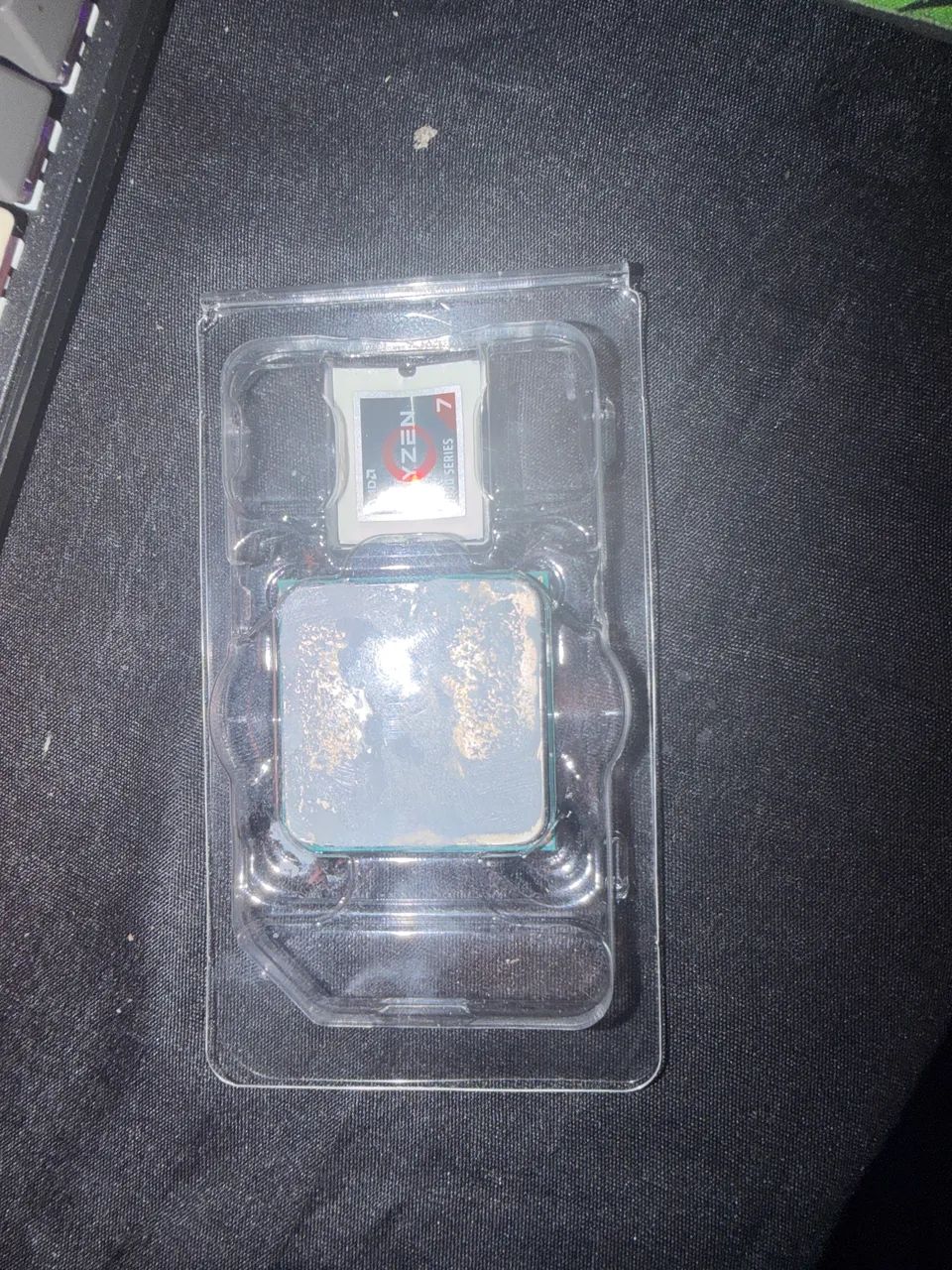 AMD RYZEN 7 2700X