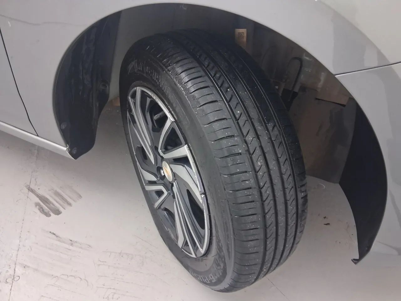 Chevrolet Onix Activ 1.4 8V Flex Aut. 4P, foto 13 de 18