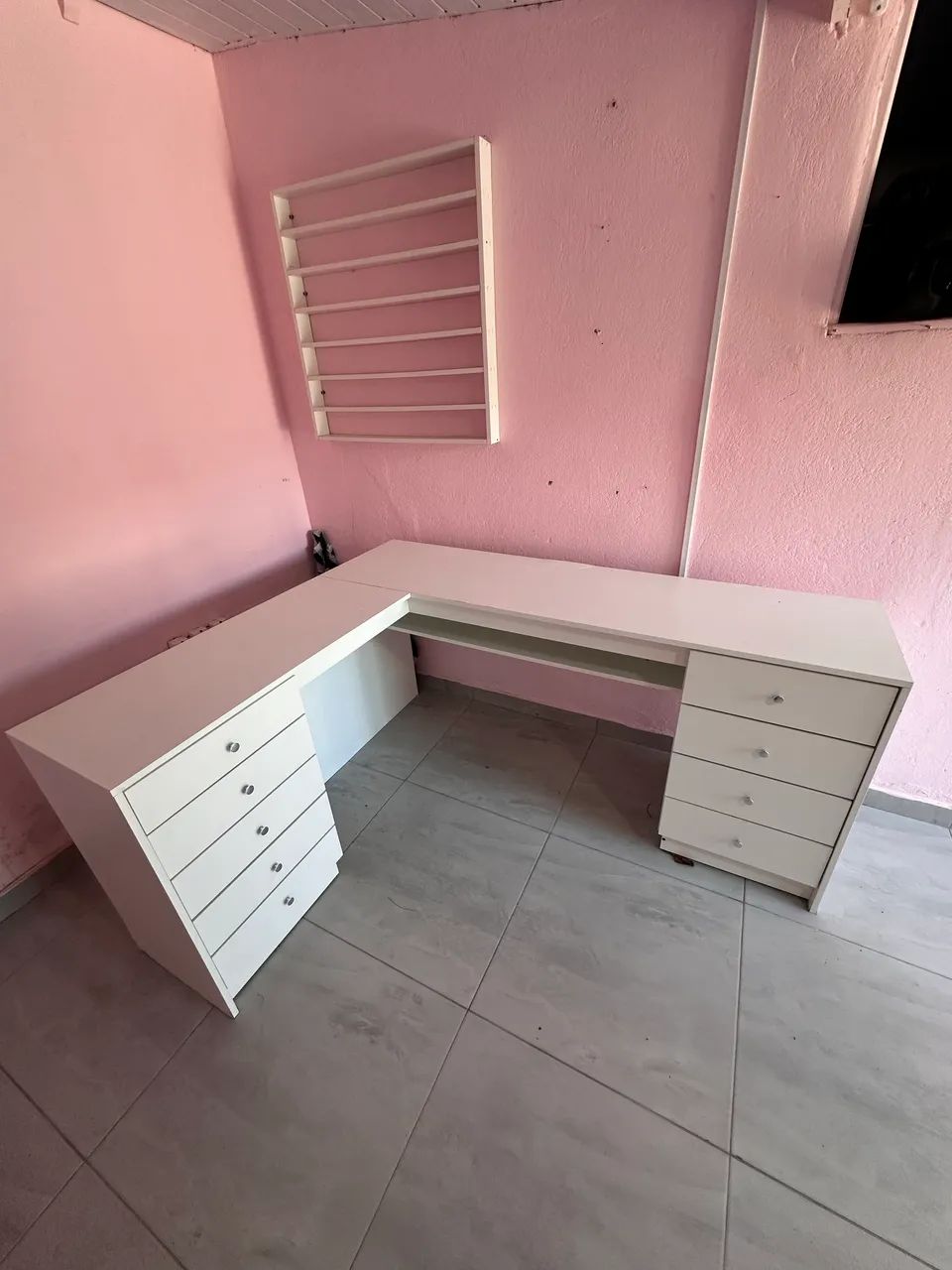 Mesa de escritório/ mesa de manicure 